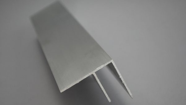 Alumínium "F" profil - 10x7000 mm