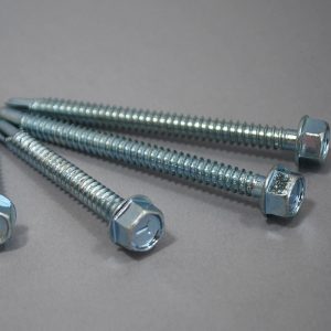 Csavar fémszerkezethez
